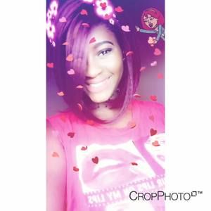 Meet your Posher, Ndeye p.